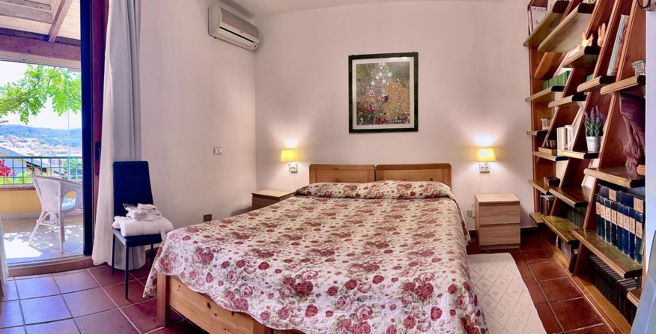 Bed and Breakfast La Chicca Di Francesca Санта-Тереза-Галлура Экстерьер фото