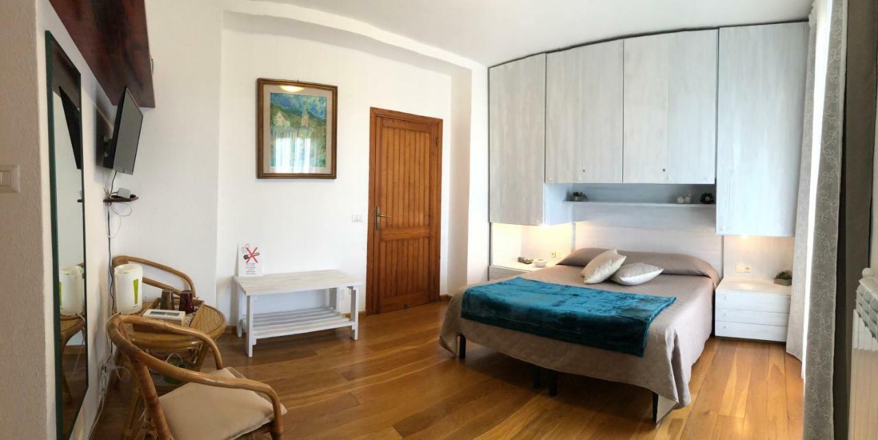 Bed and Breakfast La Chicca Di Francesca Санта-Тереза-Галлура Экстерьер фото